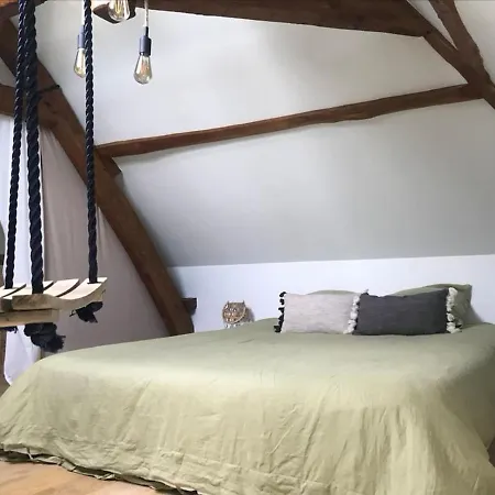 Les Cigognes Vakantiehuis Andé